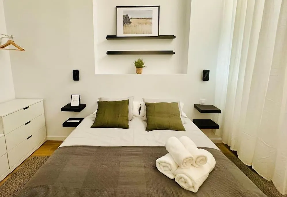 Chic & Stylish Madrid Hideout Apartment