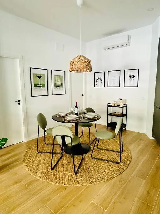 Chic & Stylish Madrid Hideout Apartment